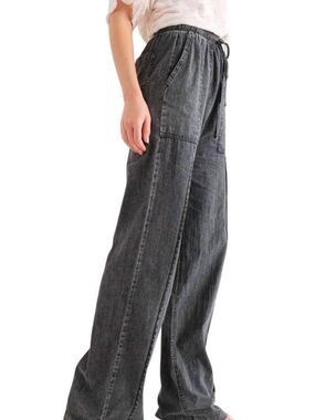 AndtheWhy Women’s Charcoal Drawstring Pants